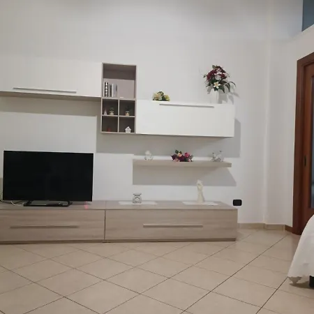 Veronica *